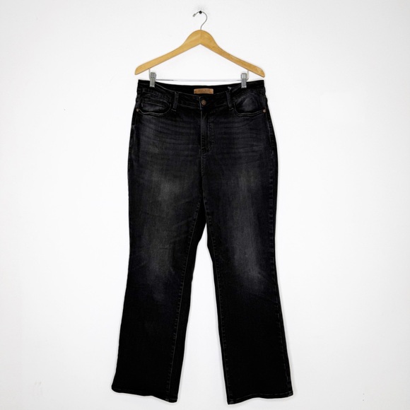 Judy Blue Straight Fit Jeans Women’s Plus Size 18W Black Wash Style JB88646 - Picture 1 of 8